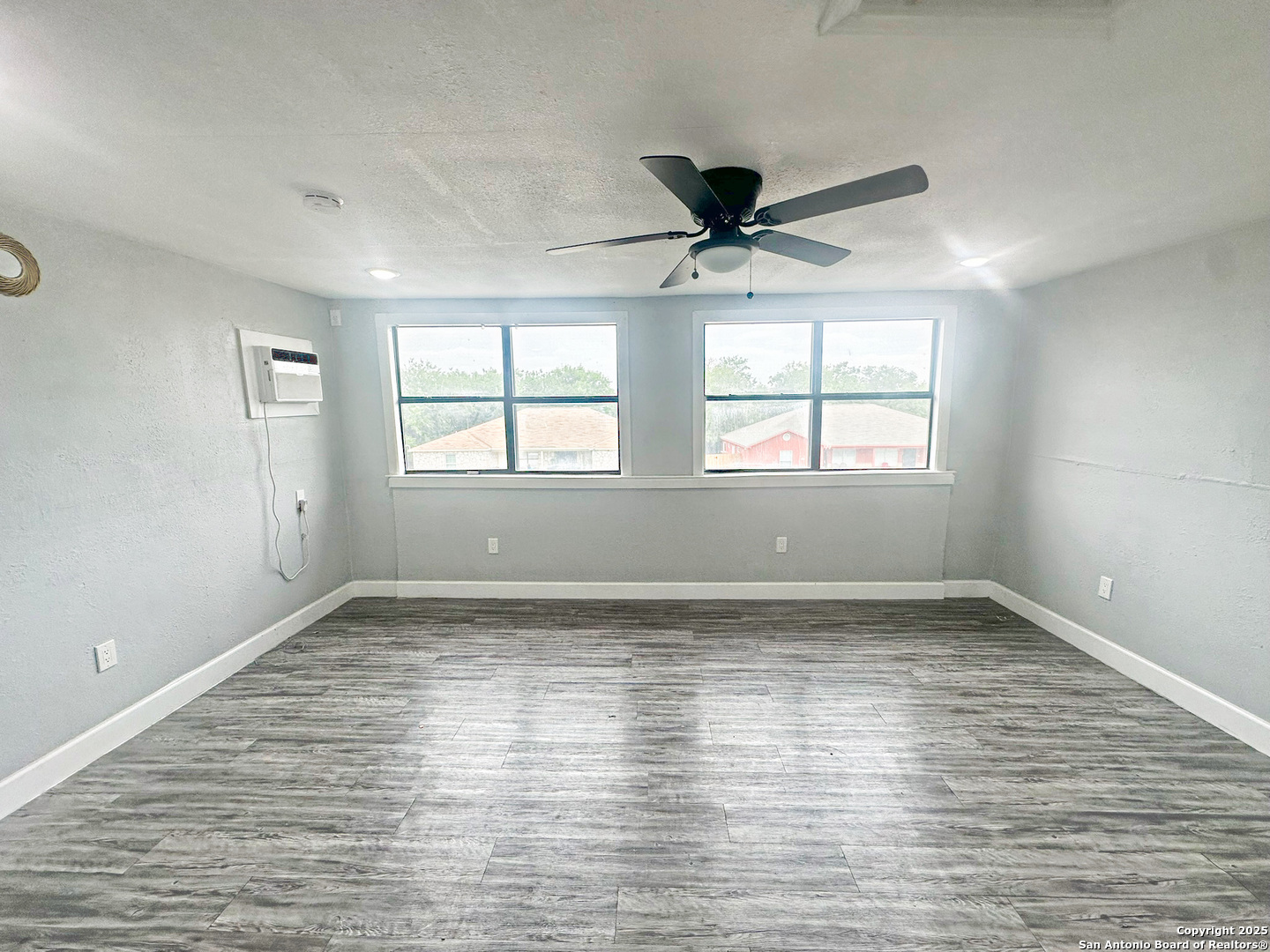7550 Oak Chase San Antonio TX 78239