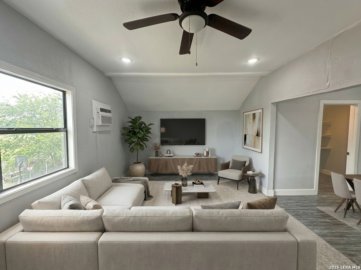 7550 Oak Chase San Antonio TX 78239