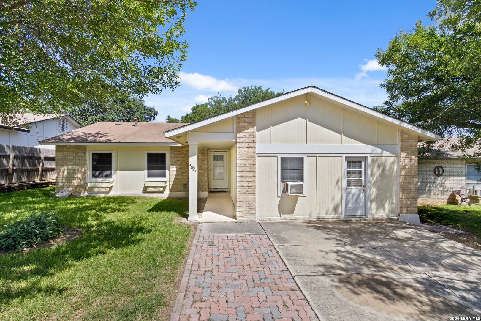 4823 Blue Heron Street San Antonio TX 78217