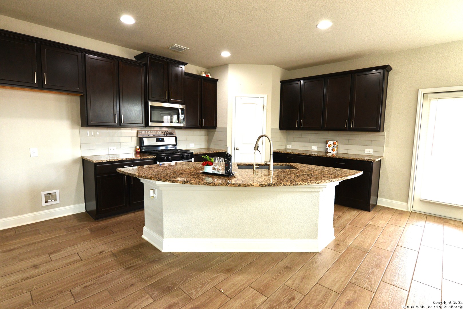 5922 Akin Place San Antonio TX 78261