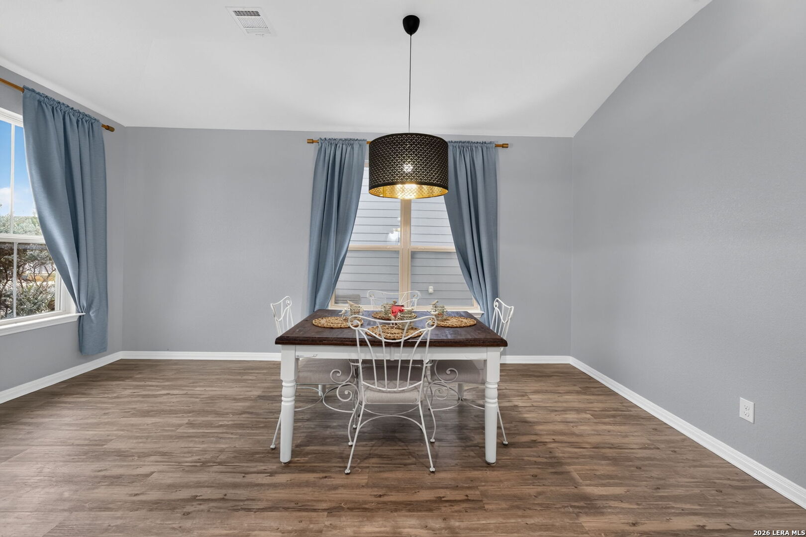 4913 Drovers Path St Hedwig TX 78152