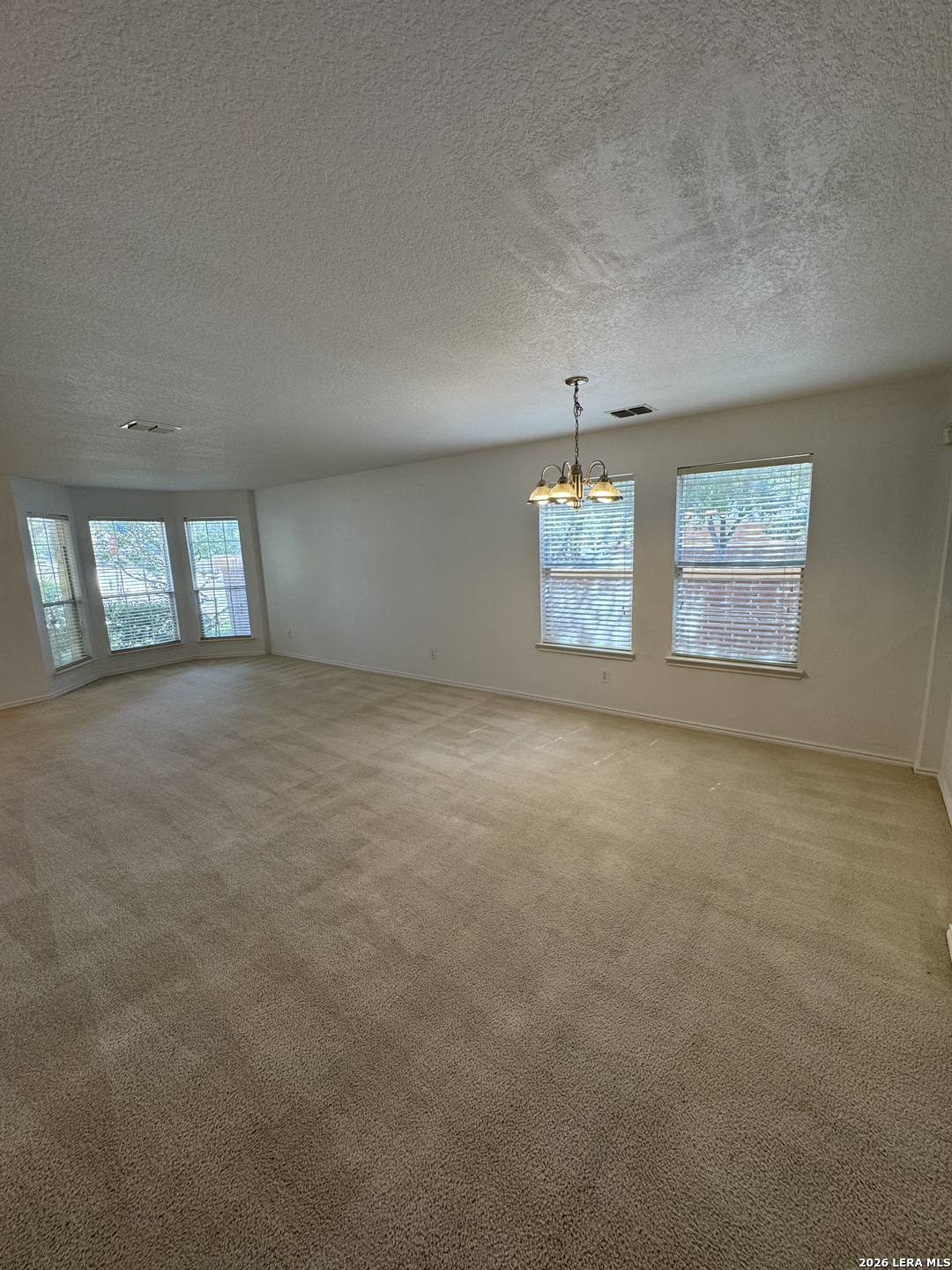 5223 Duke Field San Antonio TX 78227