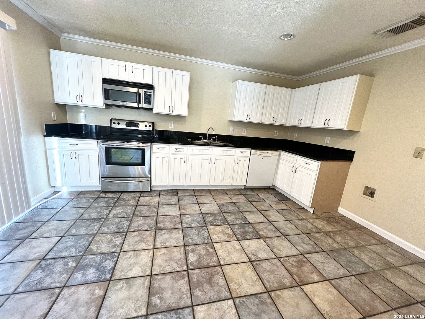 10114 Paddlefish Creek San Antonio TX 78245