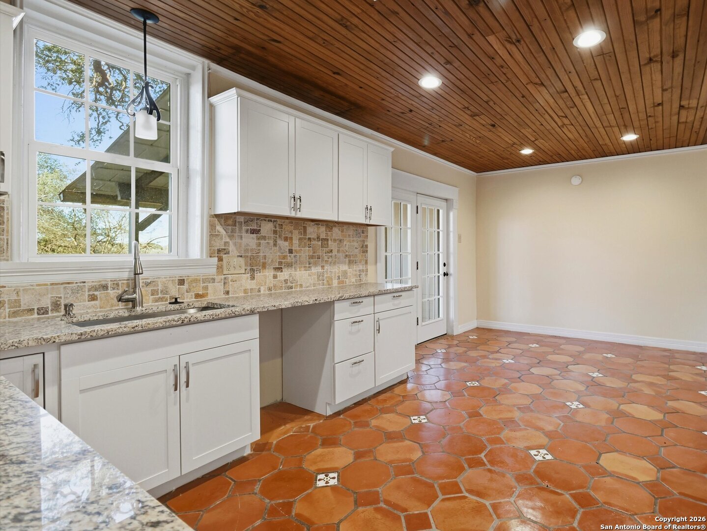 8013 New Sulphur Springs San Antonio TX 78263