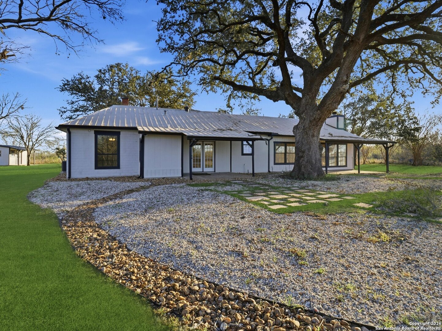 8013 New Sulphur Springs San Antonio TX 78263