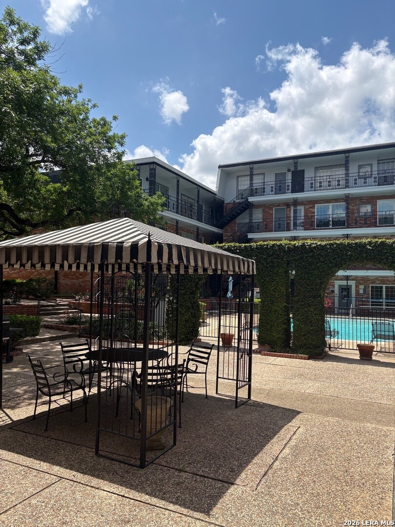 8401 N New Braunfels Avenue San Antonio TX 78209