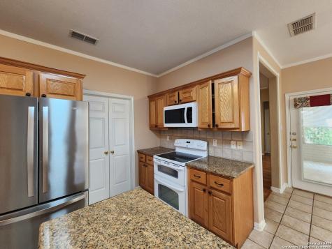 1771 Oak Glen New Braunfels TX 78132