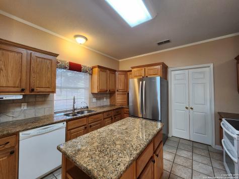 1771 Oak Glen New Braunfels TX 78132
