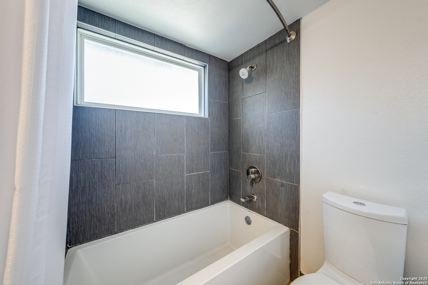 415 Robinhood San Antonio TX 78209