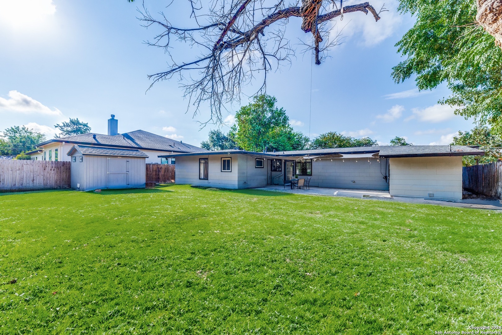 415 Robinhood San Antonio TX 78209
