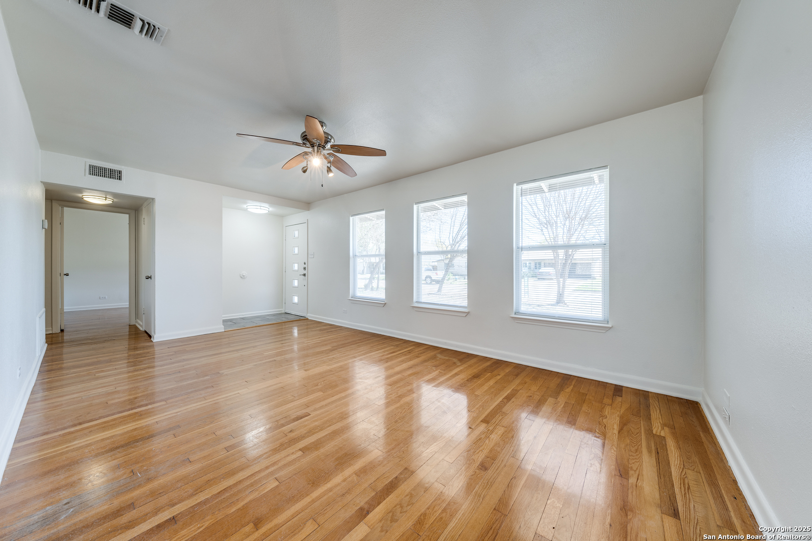 415 Robinhood San Antonio TX 78209