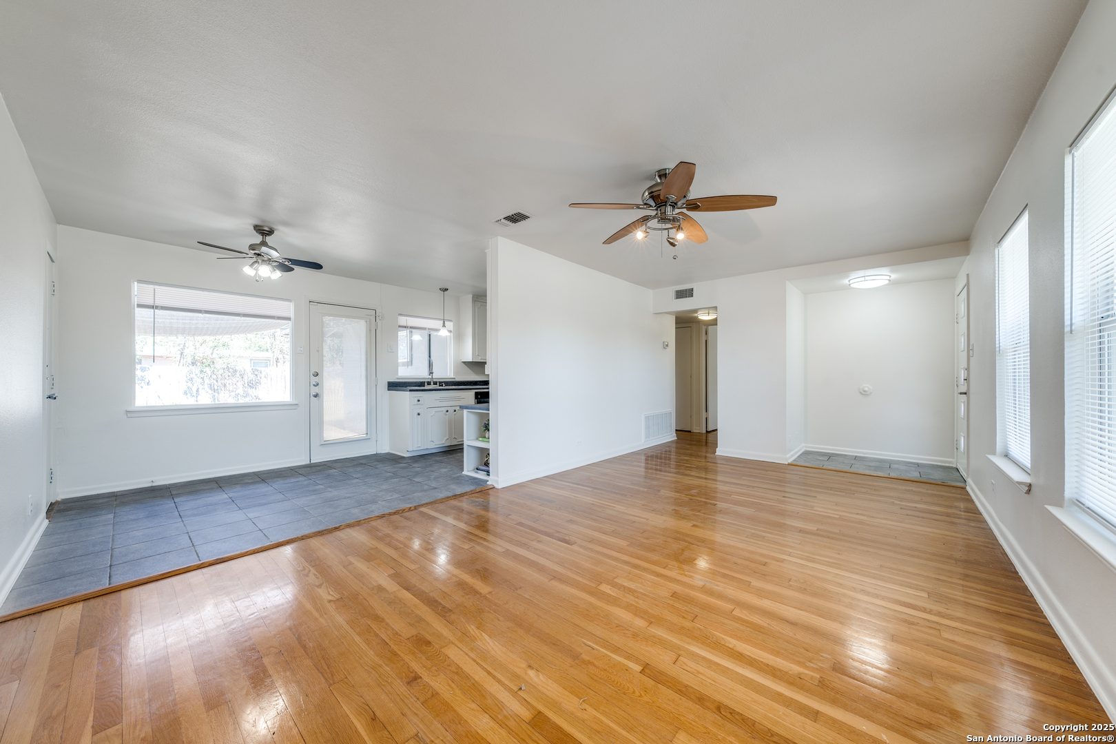 415 Robinhood San Antonio TX 78209