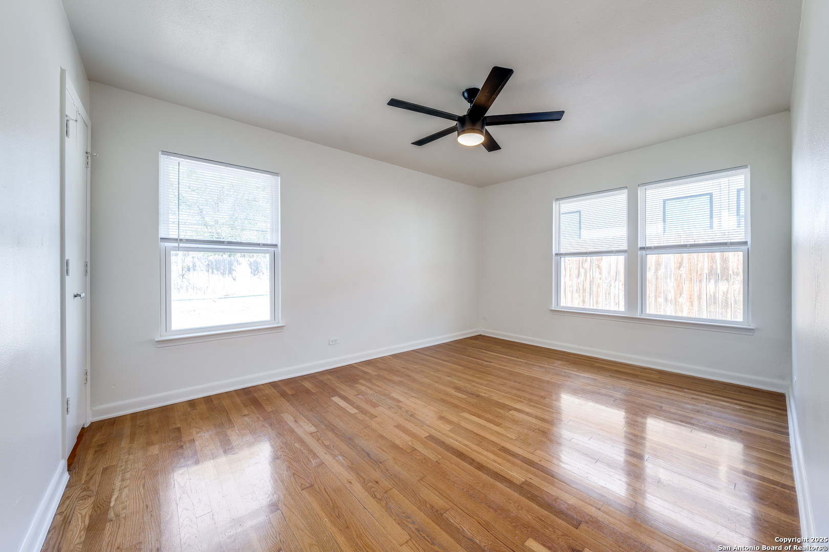 415 Robinhood San Antonio TX 78209