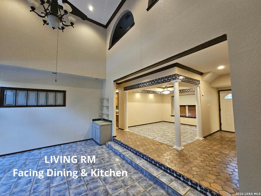 7 Donore Square San Antonio TX 78229
