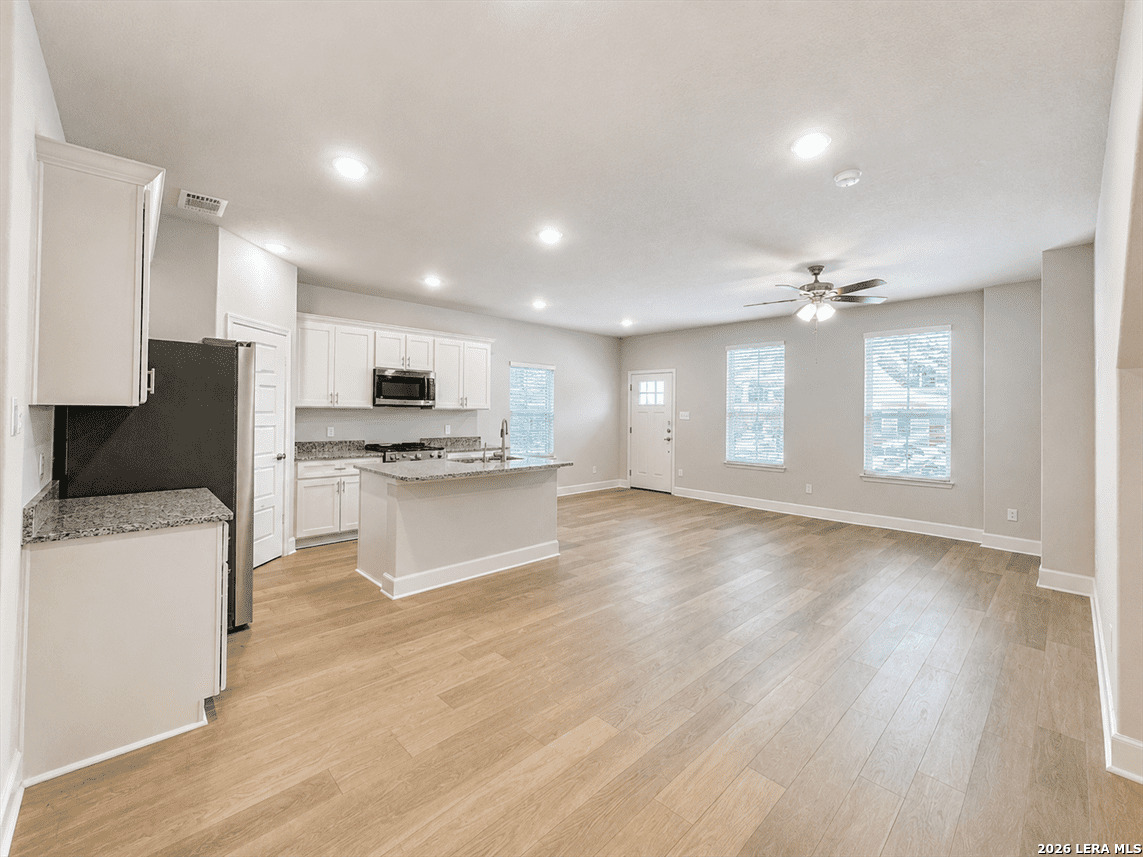 7220 Magnolia Creek San Antonio TX 78252