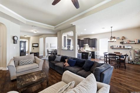 218 Red Quill Nest San Antonio TX 78253