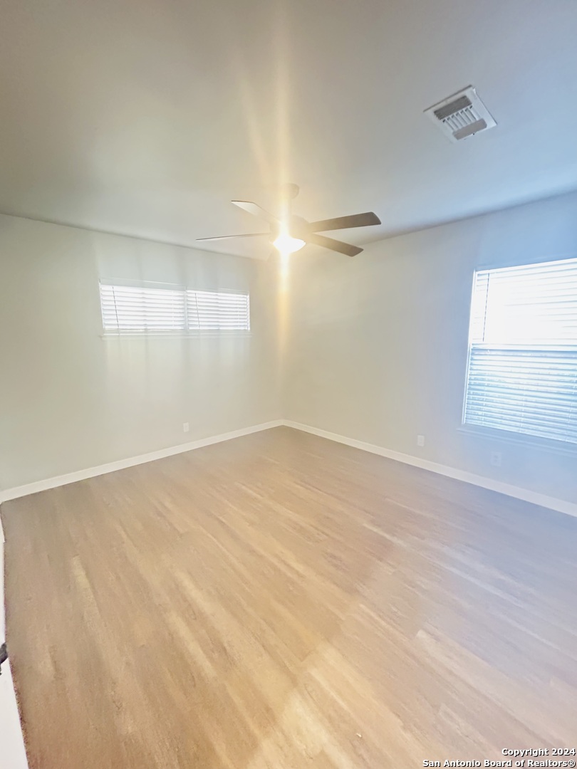 2914 Greenacres San Antonio TX 78230