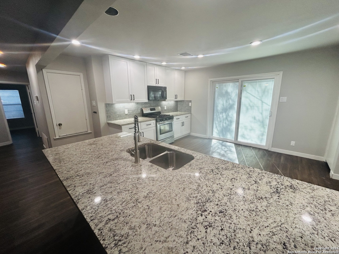 2914 Greenacres San Antonio TX 78230