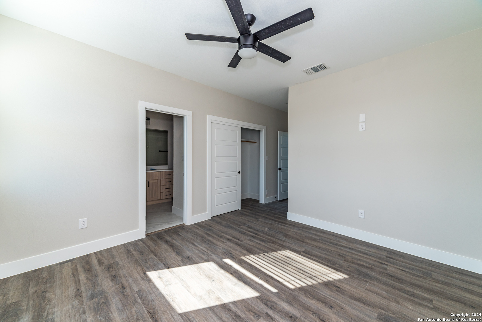 1618 W Lawndale Drive San Antonio TX 78209