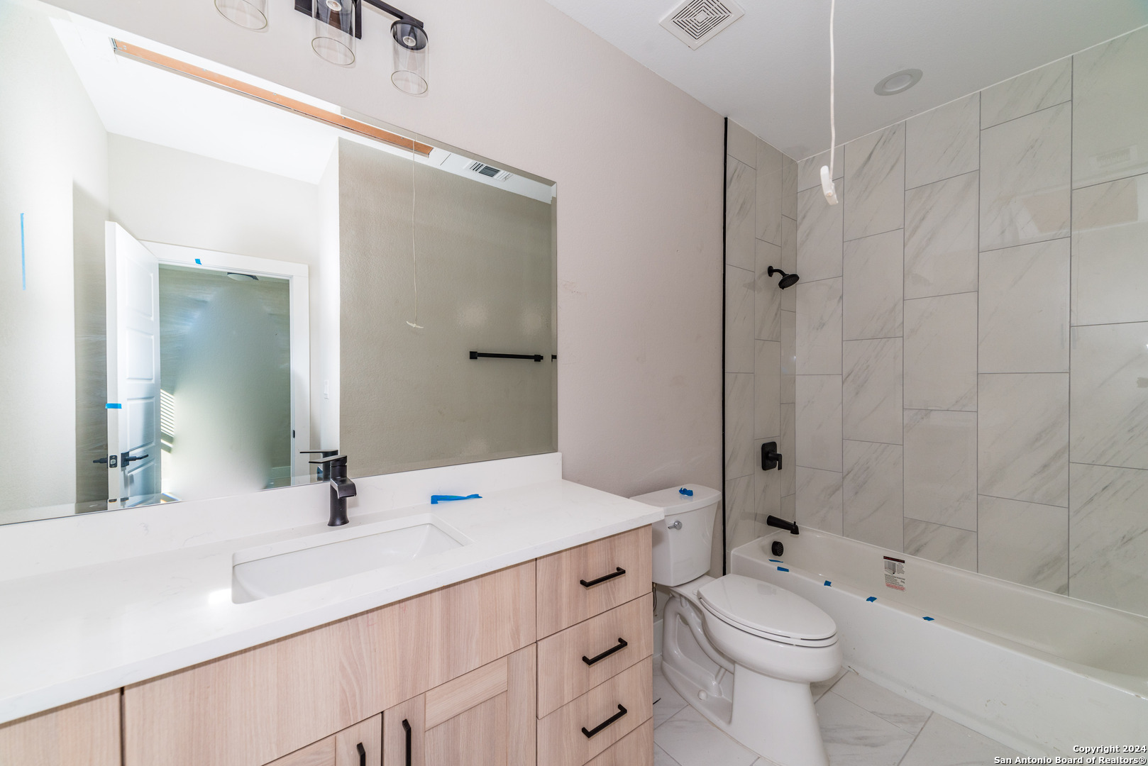 1618 W Lawndale Drive San Antonio TX 78209