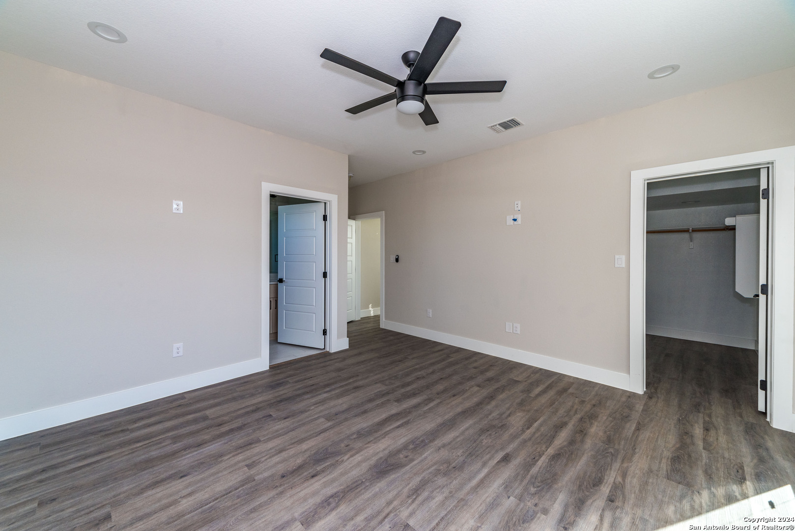 1618 W Lawndale Drive San Antonio TX 78209