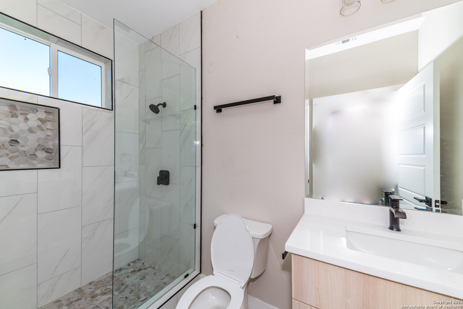 1618 W Lawndale Drive San Antonio TX 78209