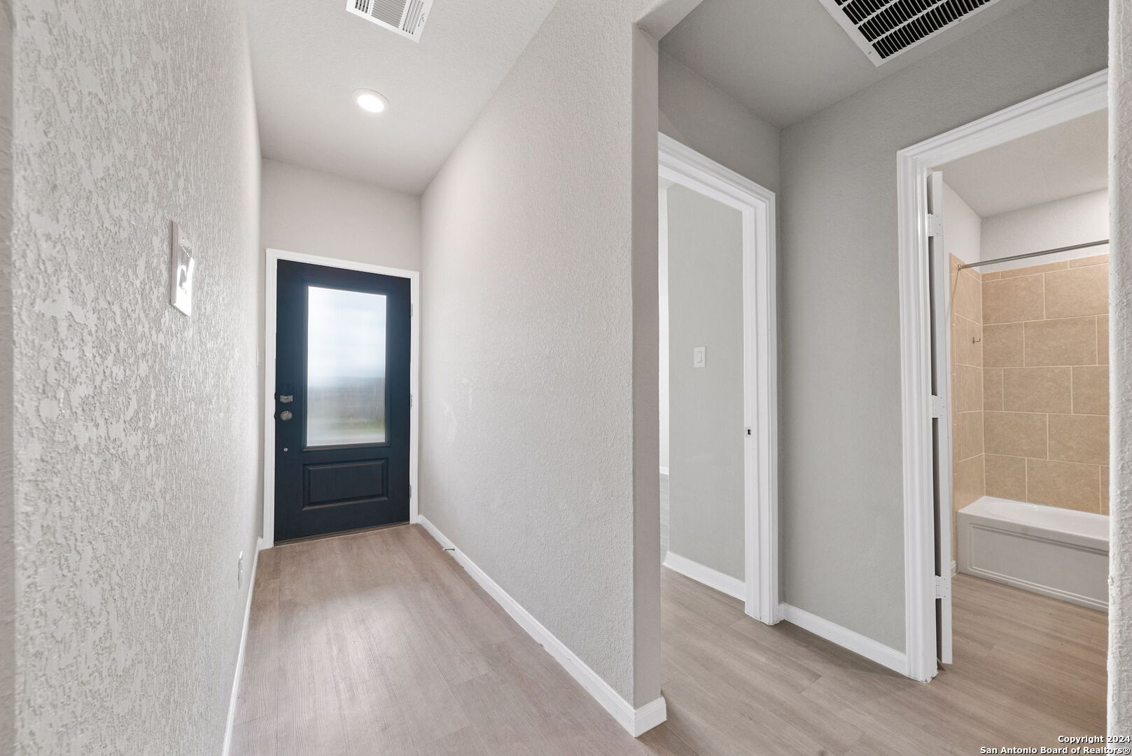 3530 Manoway Bay San Antonio TX 78223