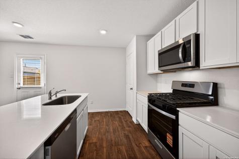 1616 House Finch Drive San Antonio TX 78253