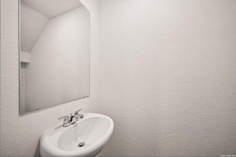 1616 House Finch Drive San Antonio TX 78253