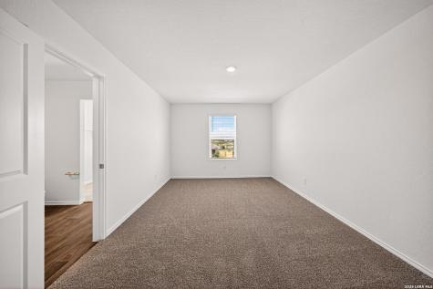 1616 House Finch Drive San Antonio TX 78253