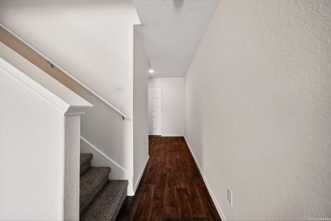1616 House Finch Drive San Antonio TX 78253