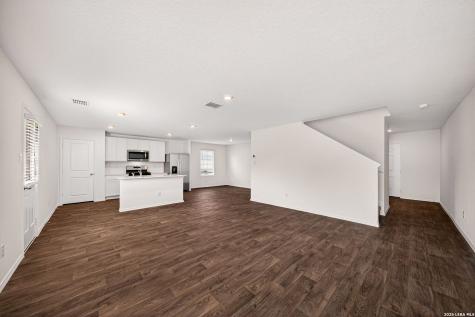 1616 House Finch Drive San Antonio TX 78253