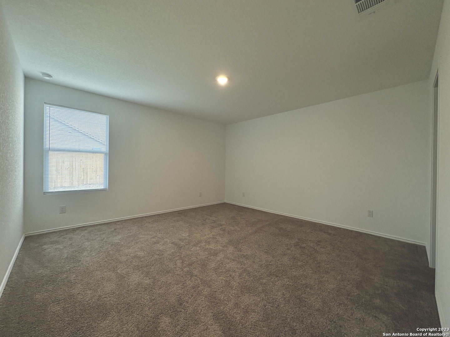 5170 Fowler Crest Converse TX 78109