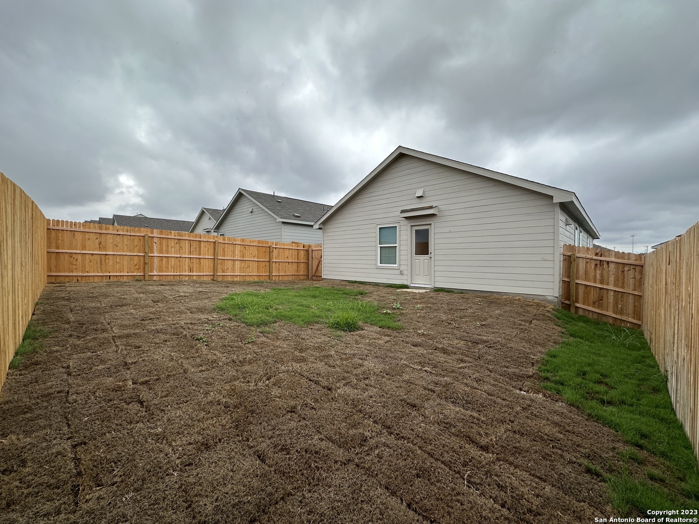 5170 Fowler Crest Converse TX 78109