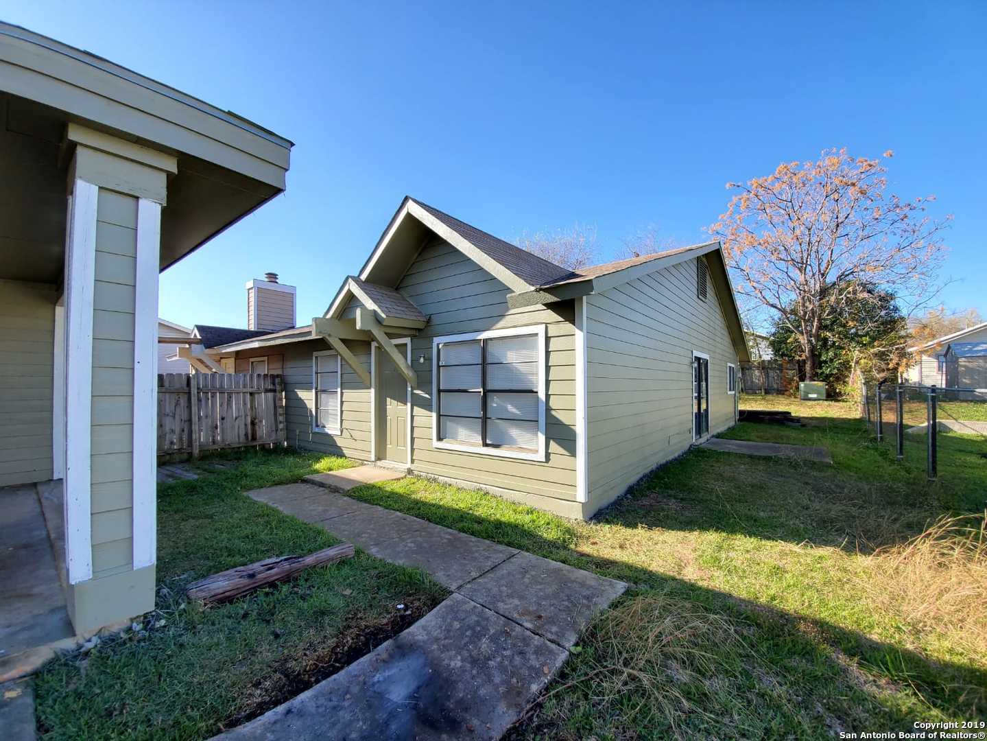 7906 Falcon Ridge Drive San Antonio TX 78239