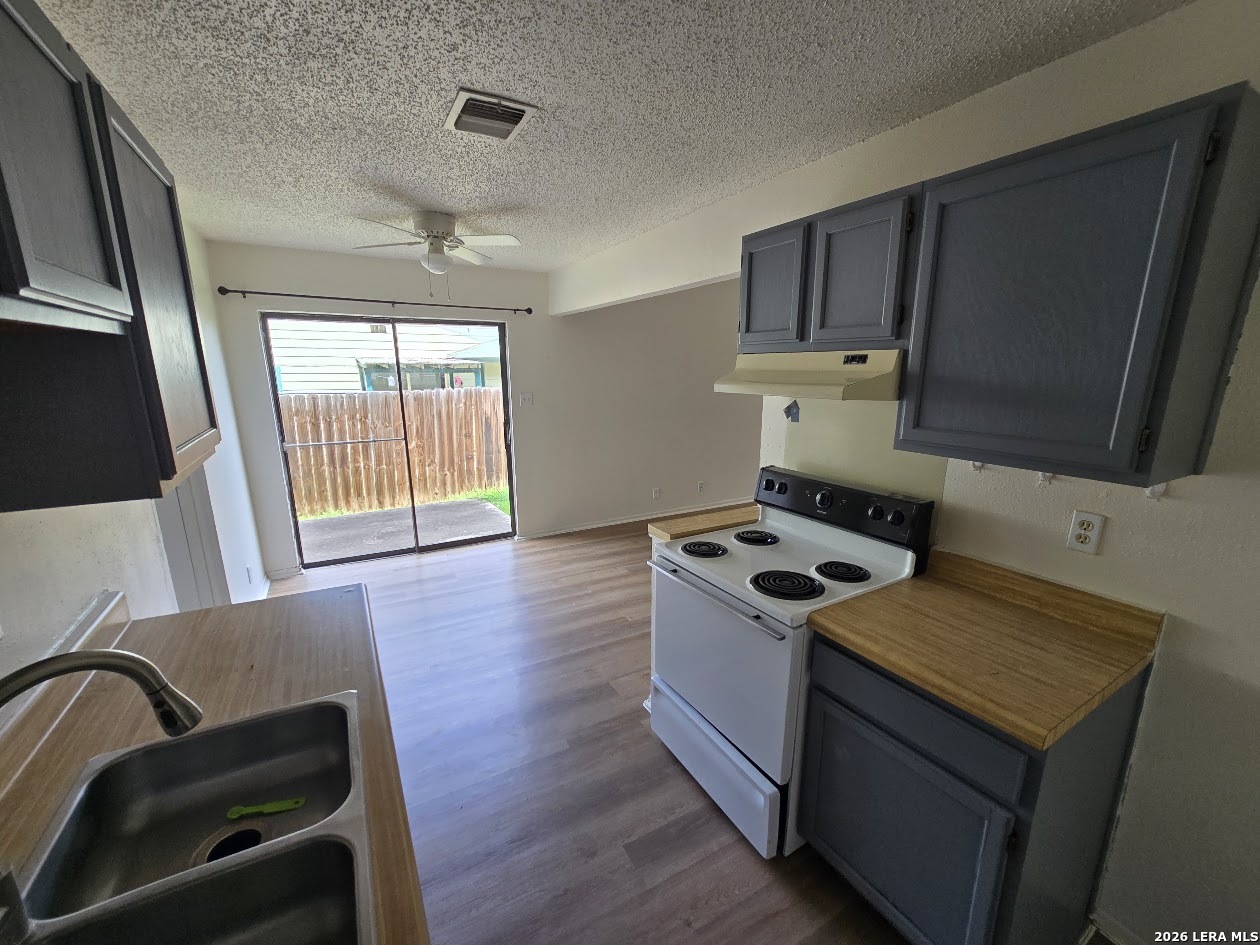 7906 Falcon Ridge Drive San Antonio TX 78239