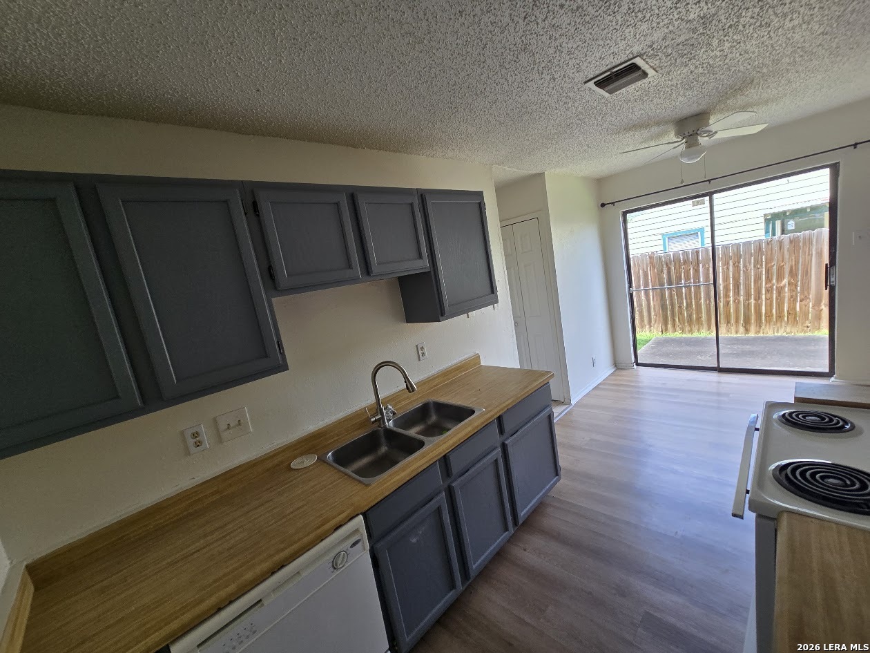 7906 Falcon Ridge Drive San Antonio TX 78239