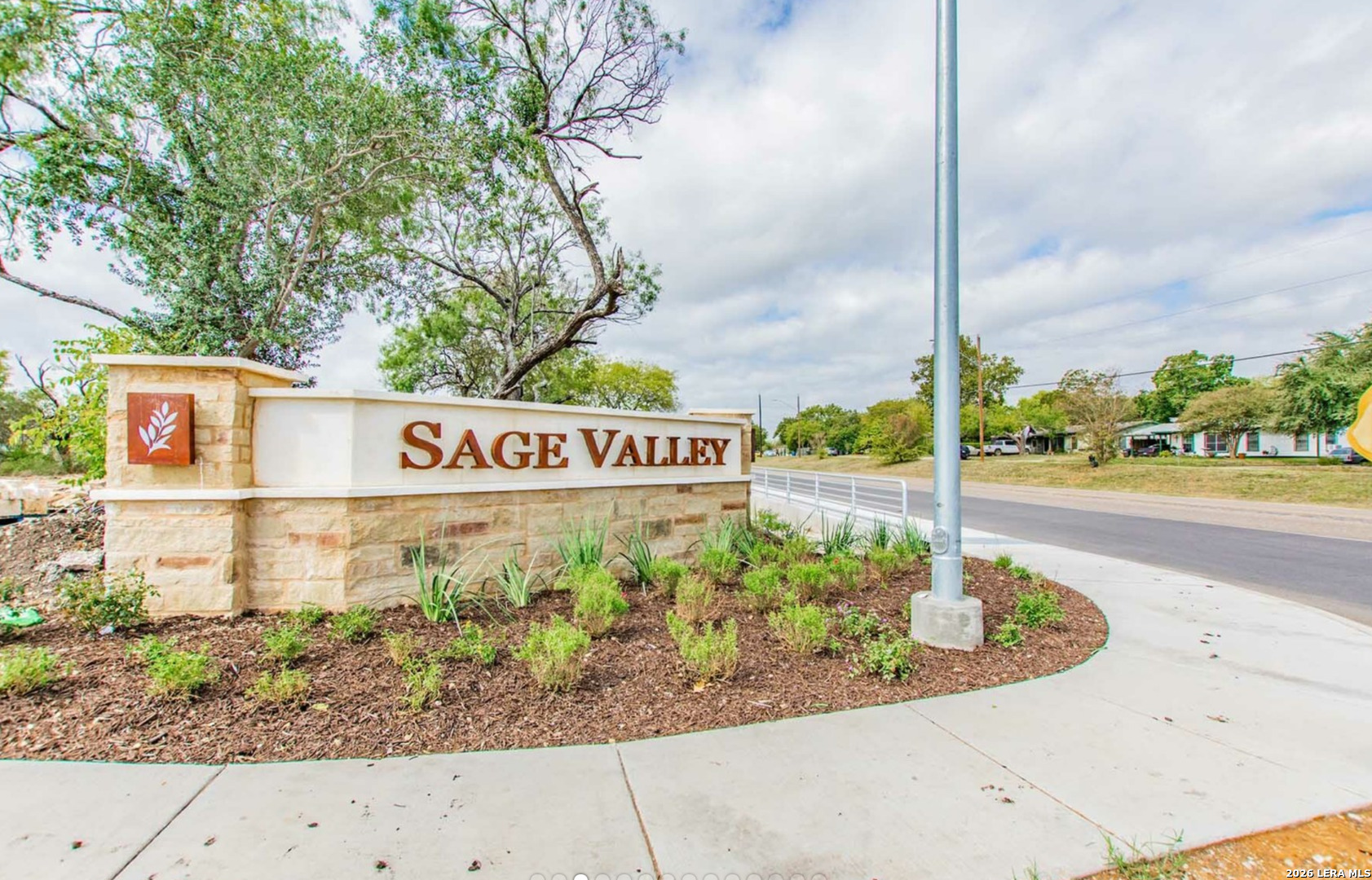 6810 Diamond Valley San Antonio TX 78242