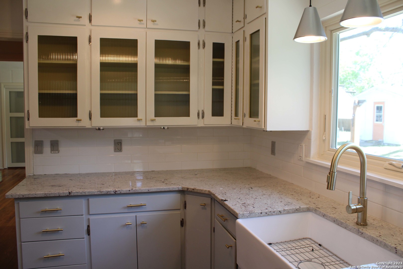 140 Arvin Drive Terrell Hills TX 78209
