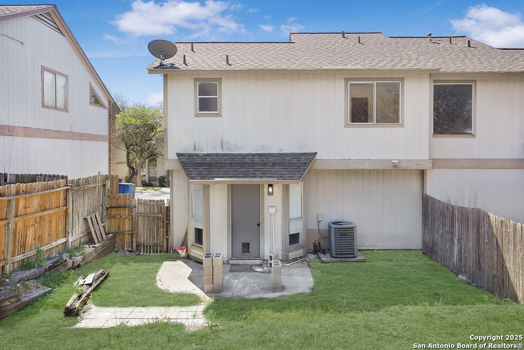 7923 Santa Catalina San Antonio TX 78250