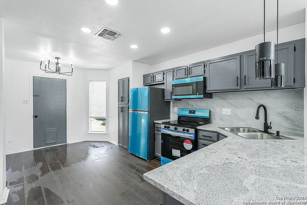 7923 Santa Catalina San Antonio TX 78250