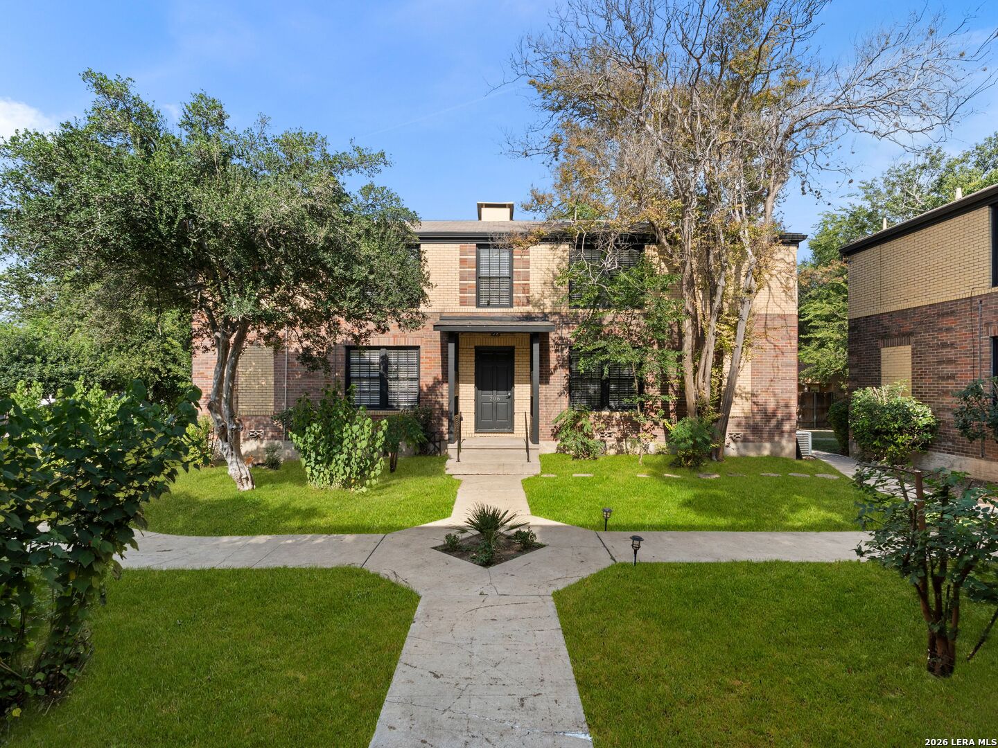 204 E Rosewood Avenue San Antonio TX 78212