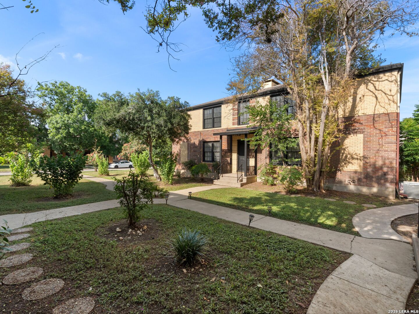 204 E Rosewood Avenue San Antonio TX 78212