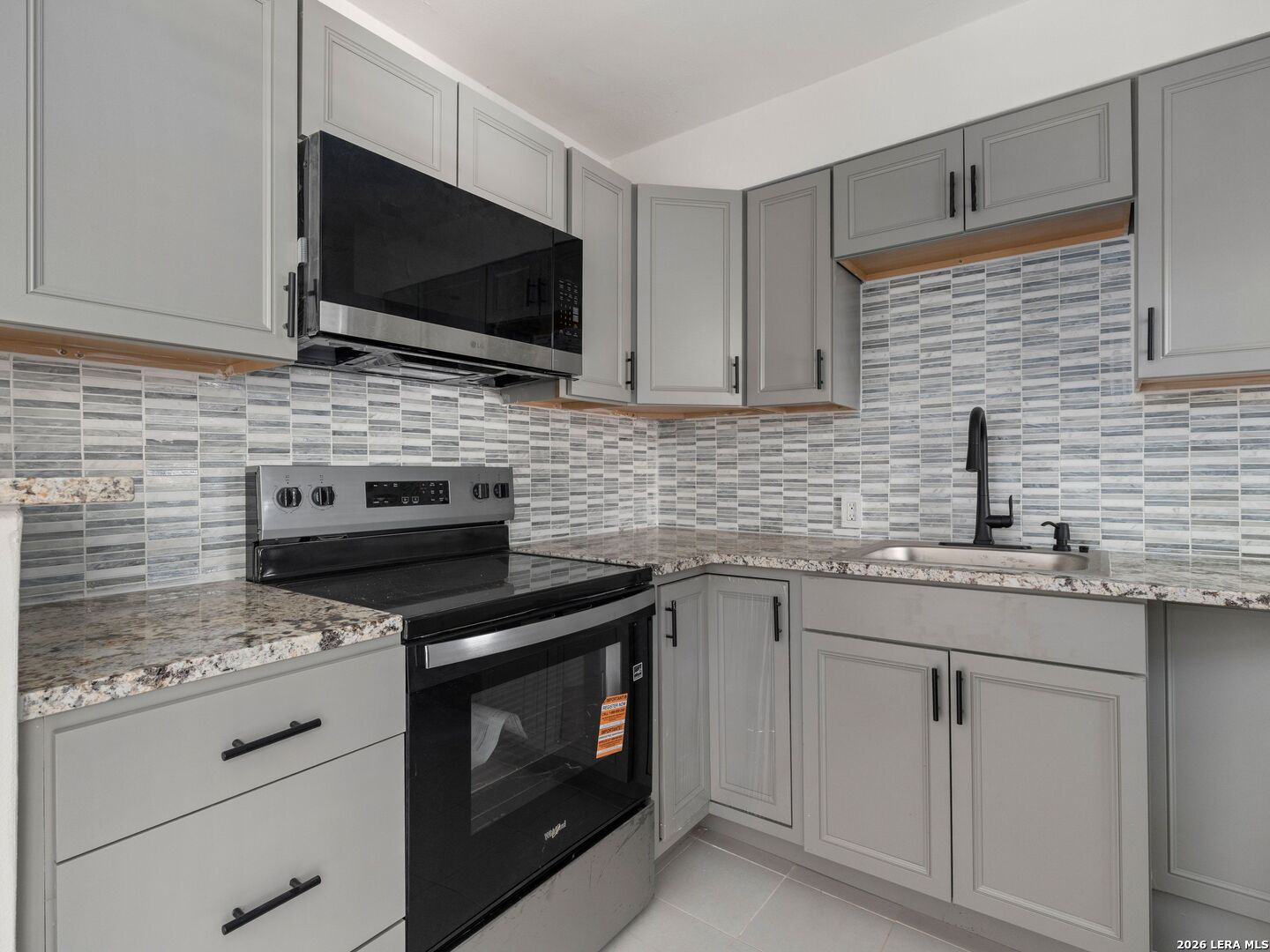 204 E Rosewood Avenue San Antonio TX 78212