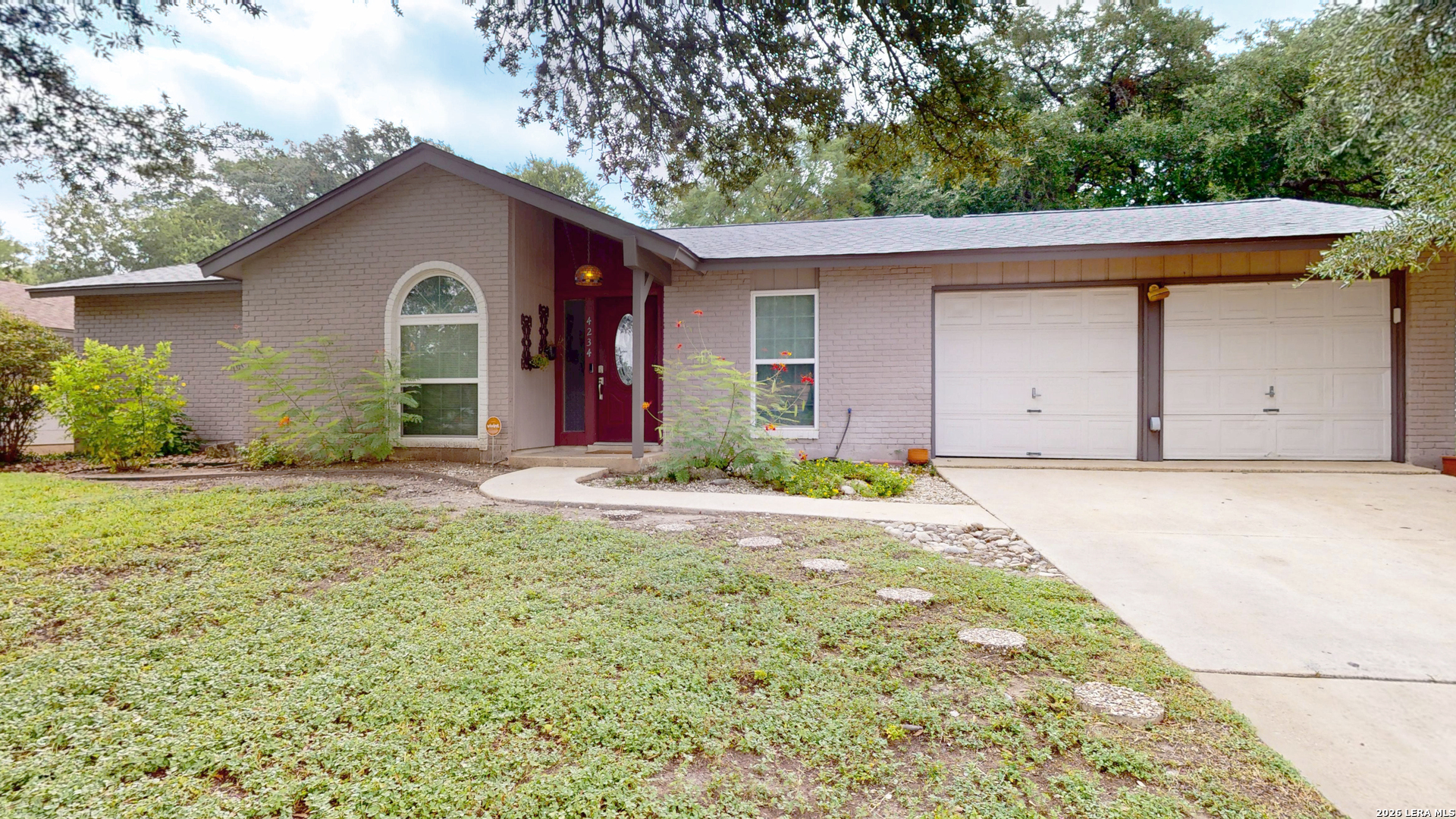 4234 Flint Hill San Antonio TX 78230