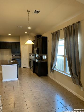 8418 Meadow Plains San Antonio TX 78254