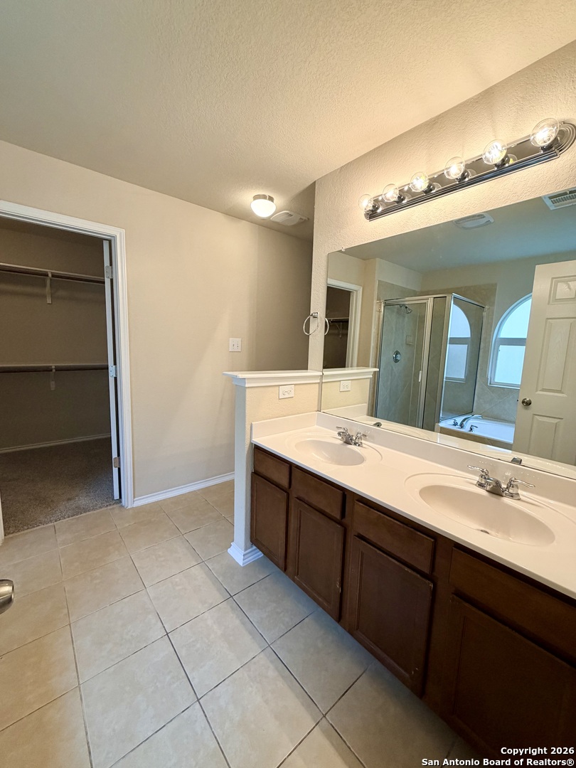 741 Clearbrook Avenue San Antonio TX 78108