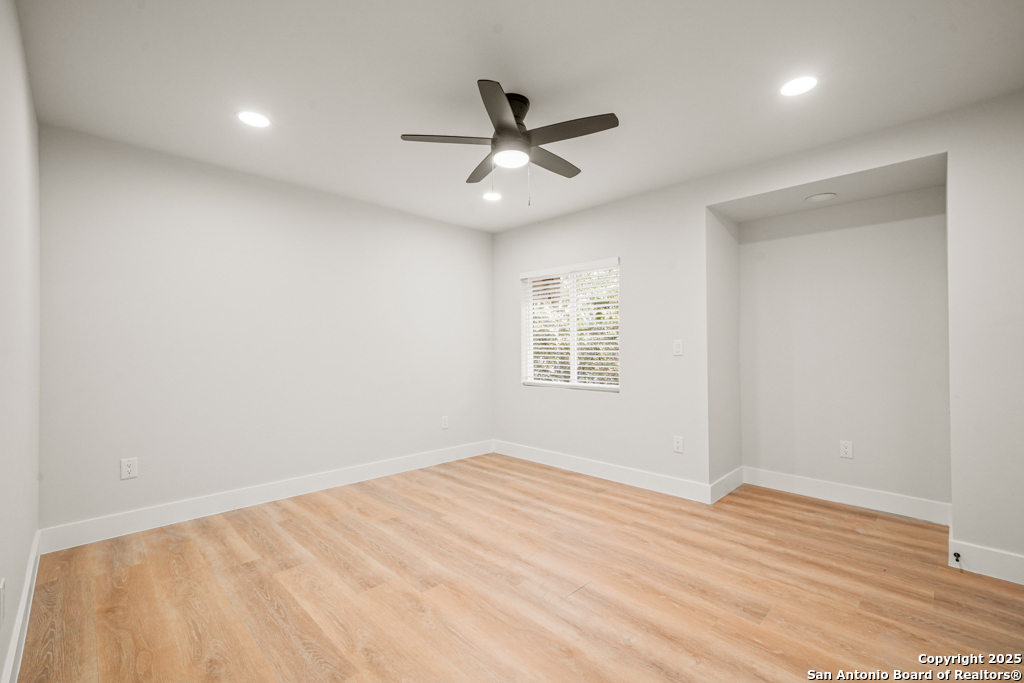 9127 Jean Verte San Antonio TX 78250