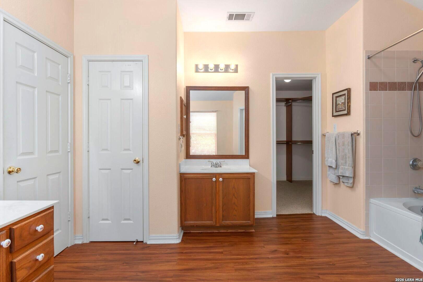 2323 Cardigan Hill San Antonio TX 78232
