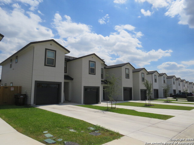 8410 Via Pisa San Antonio TX 78227
